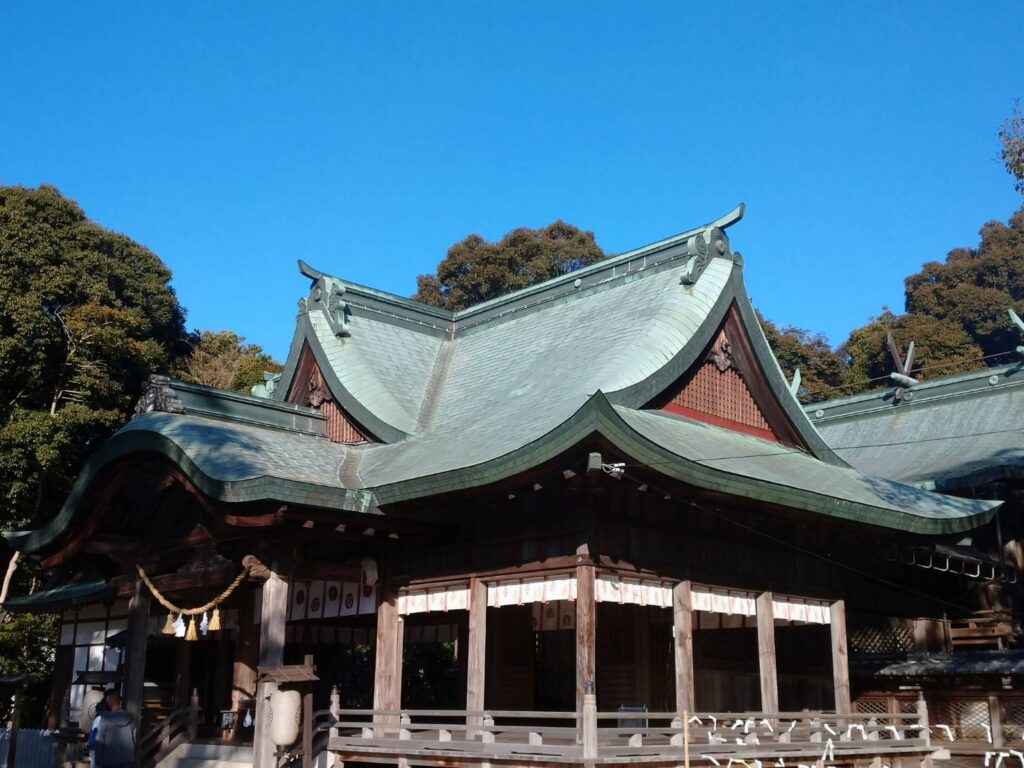 <img src="photo.jpg" alt="玉祖神社の写真">