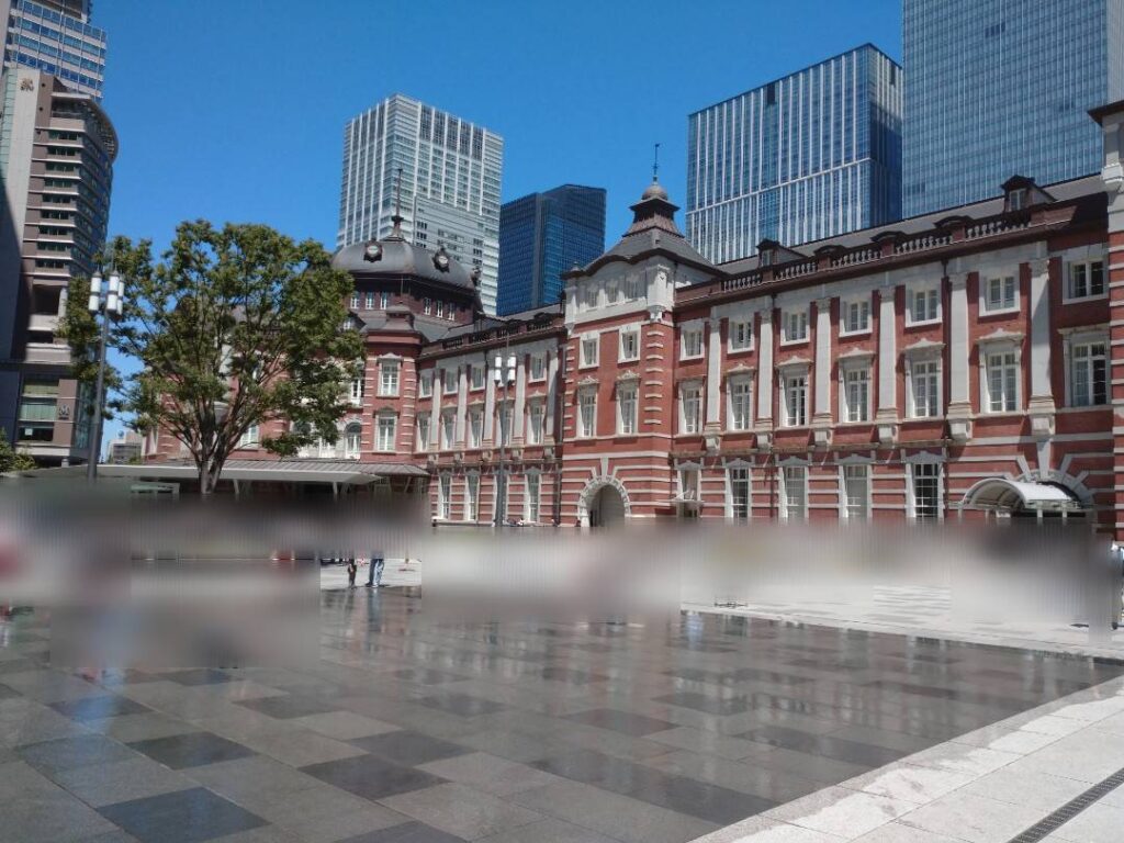 <img src="photo.jpg" alt="東京駅のイメージの写真">